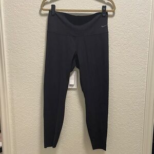 Nike Women’s Black Leggings
